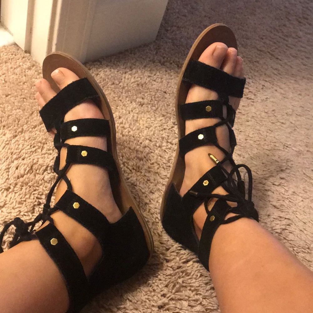 Black gladiator sandals